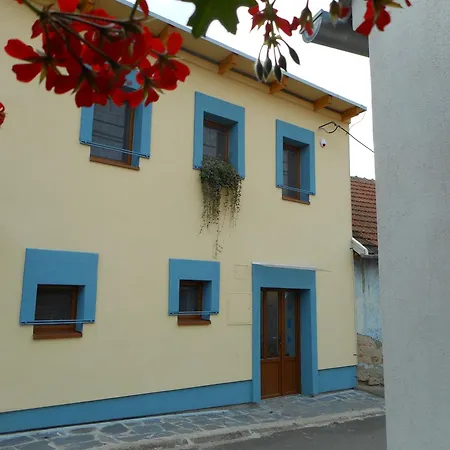 Apartment Pod Vezi Zajeci